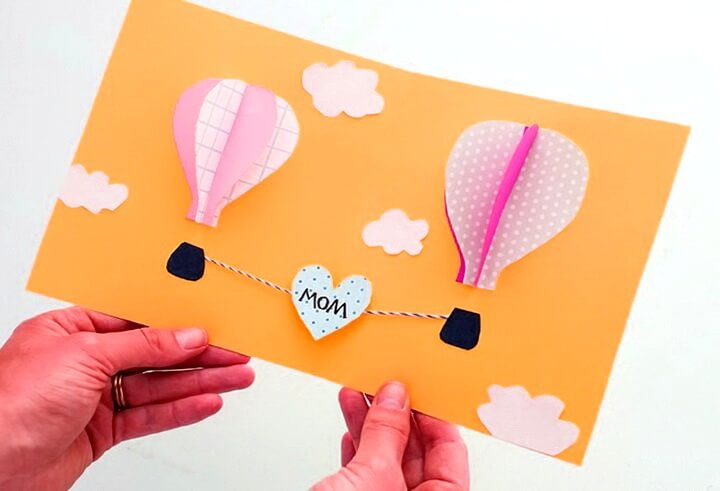 открытка с воздушными шарами
