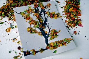 leaf12 300x201 - Осенние поделки: аппликации из осенних листьев. Коллаж из осенних листьев