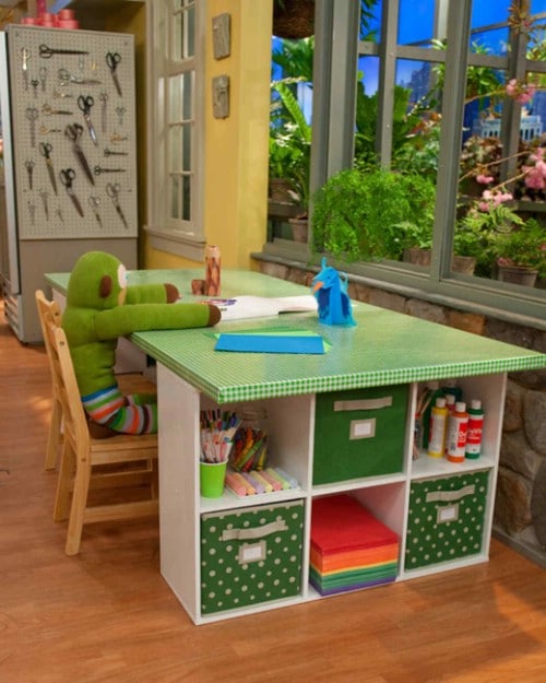 Fun And Colorful DIY Crafting Desk