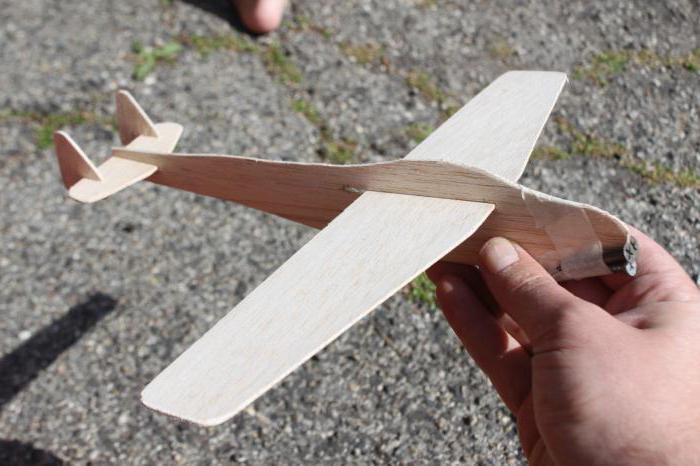 как сделать самолет из дерева своими руками