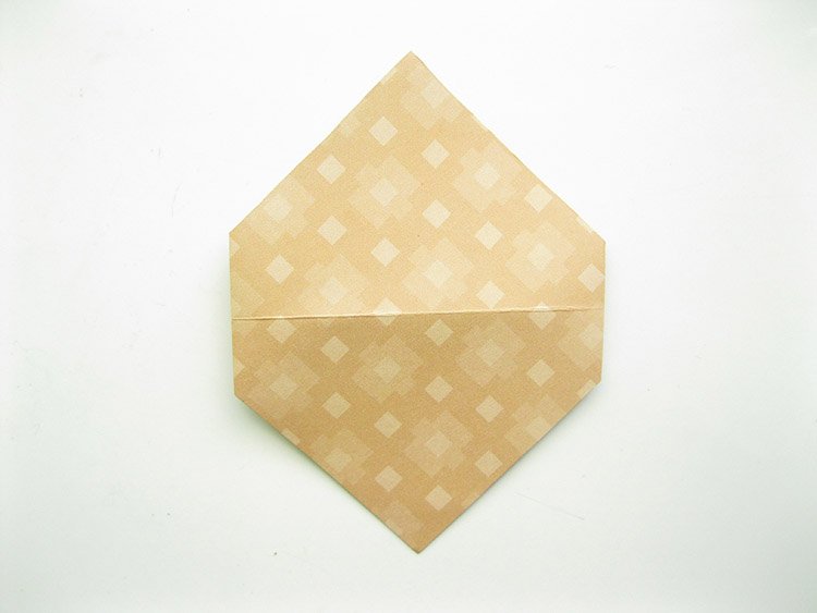 Человечек в технике оригами: Шаг 17