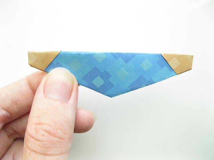 Человечек в технике оригами: Шаг 20