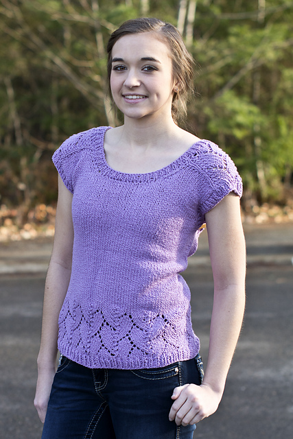 Free knitting pattern for Beachcomber lace tee short sleeved top