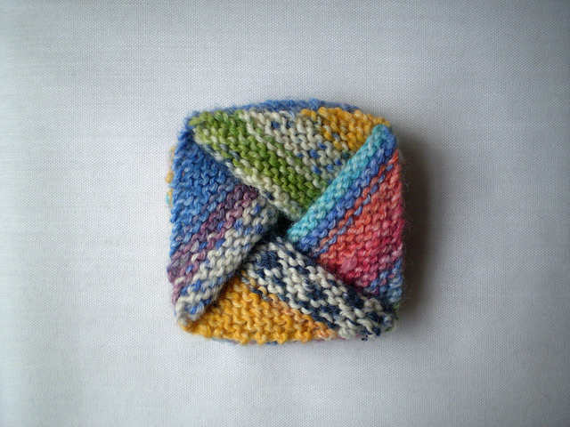 Pinwheel Purse by Frankie Brown Free Knitting Pattern 