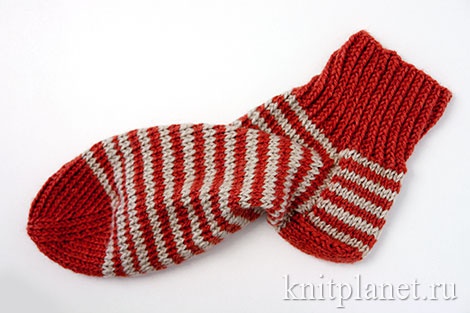 Вязание носков на 5 спицах. Вязание классических носков.