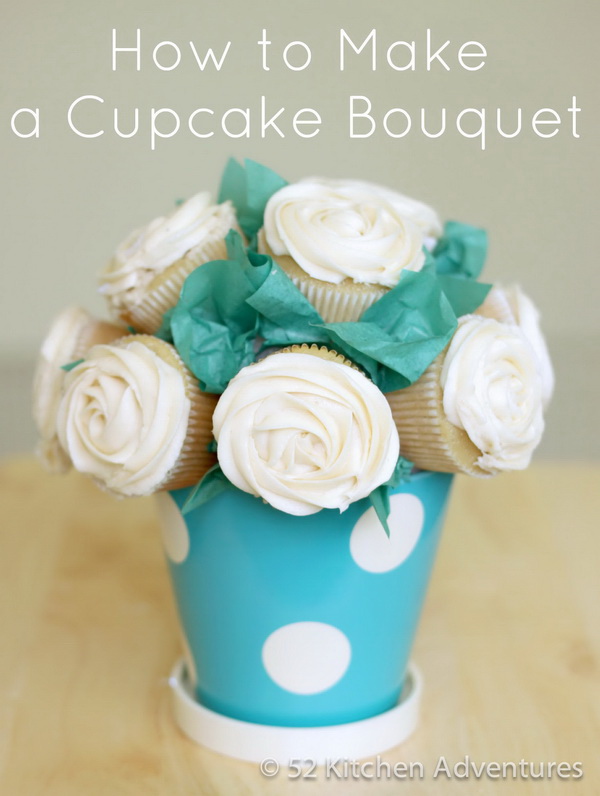 Homamde Cupcake Bouquet. Creative and unique way to combine food and flowers together in your gift giving! This homemade cupcake bouquet would be a lovely gift for Mother’s Day. 