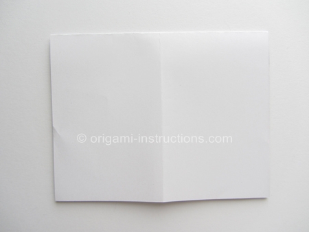 origami-army-cap-step-1