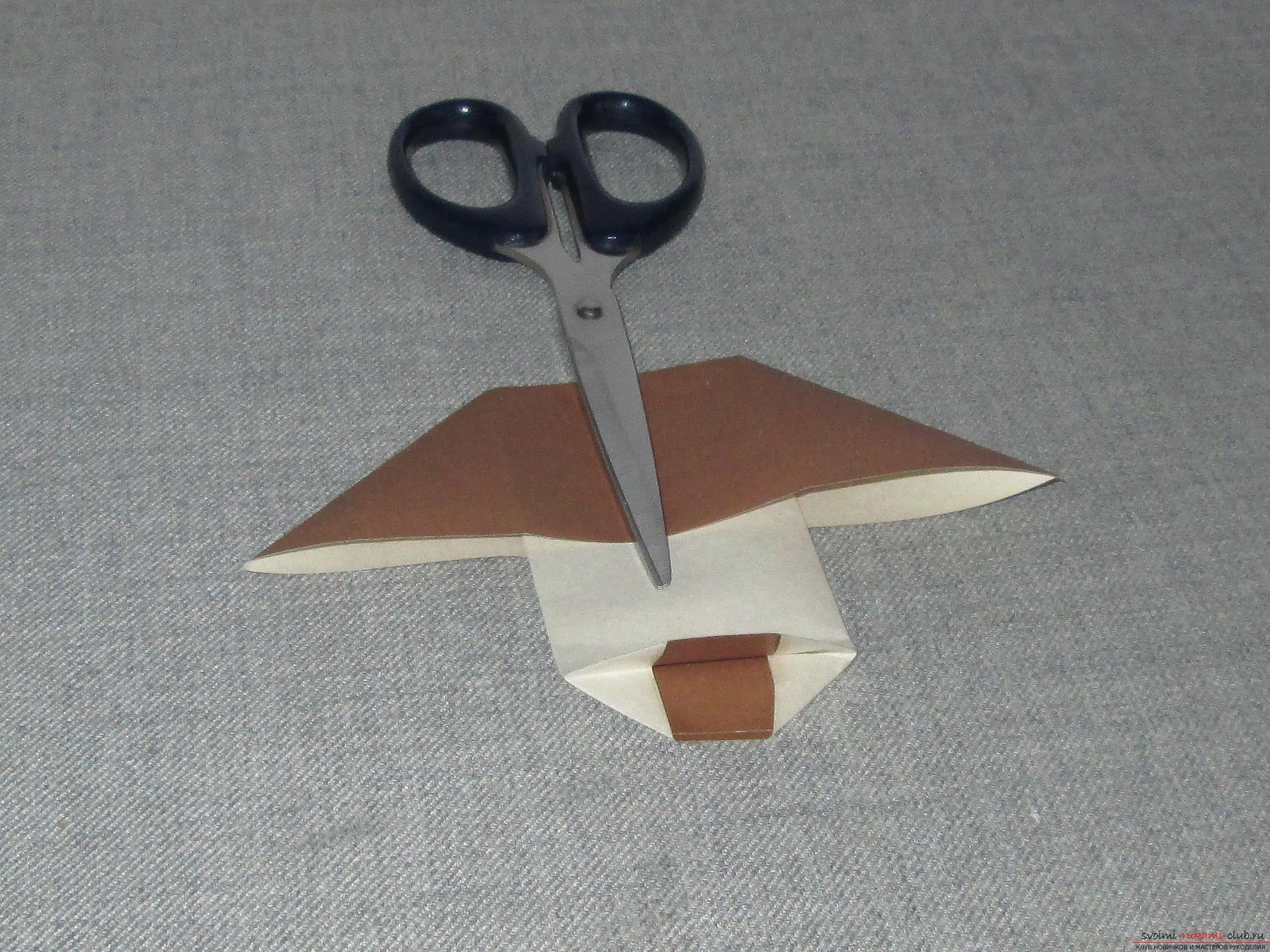 Этот подробный мастер-класс оригами для детей 8 лет научит как сделать оригами-гриб из бумаги.. Фото №10