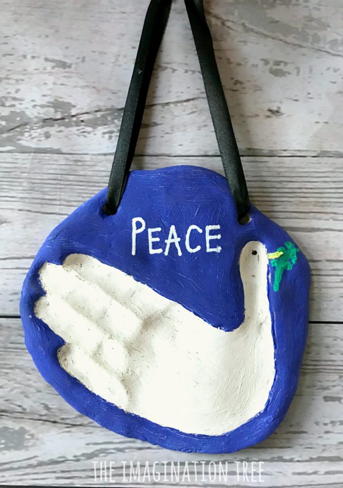 How to make a dove salt dough hand print keepsake!
