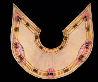 Collar, Jessie Newbery, about 1900, Scotland. Museum no. T.65-1953. © Victoria and Albert Museum, London 