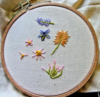 lazy daisy stitch flowers