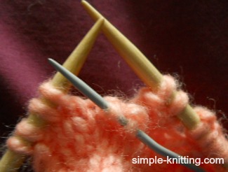 Knitting cables - how to knit cables