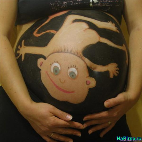 Беременные бодиарт: рисунки на животах